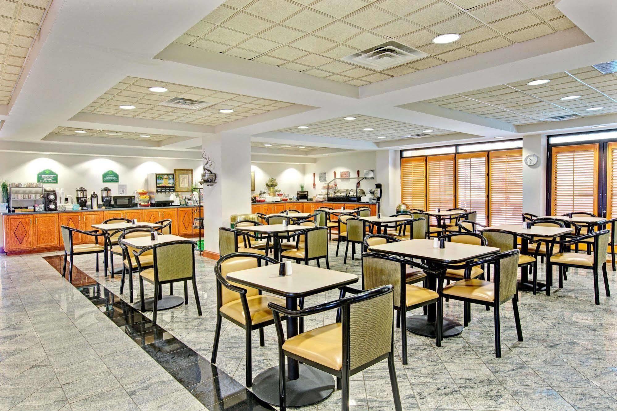La Quinta Inn & Suites By Wyndham Mooresville Kültér fotó